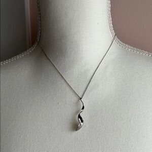 LIMITED EDITION Tiffany & Co. X Frank Gehry Spiral Necklace